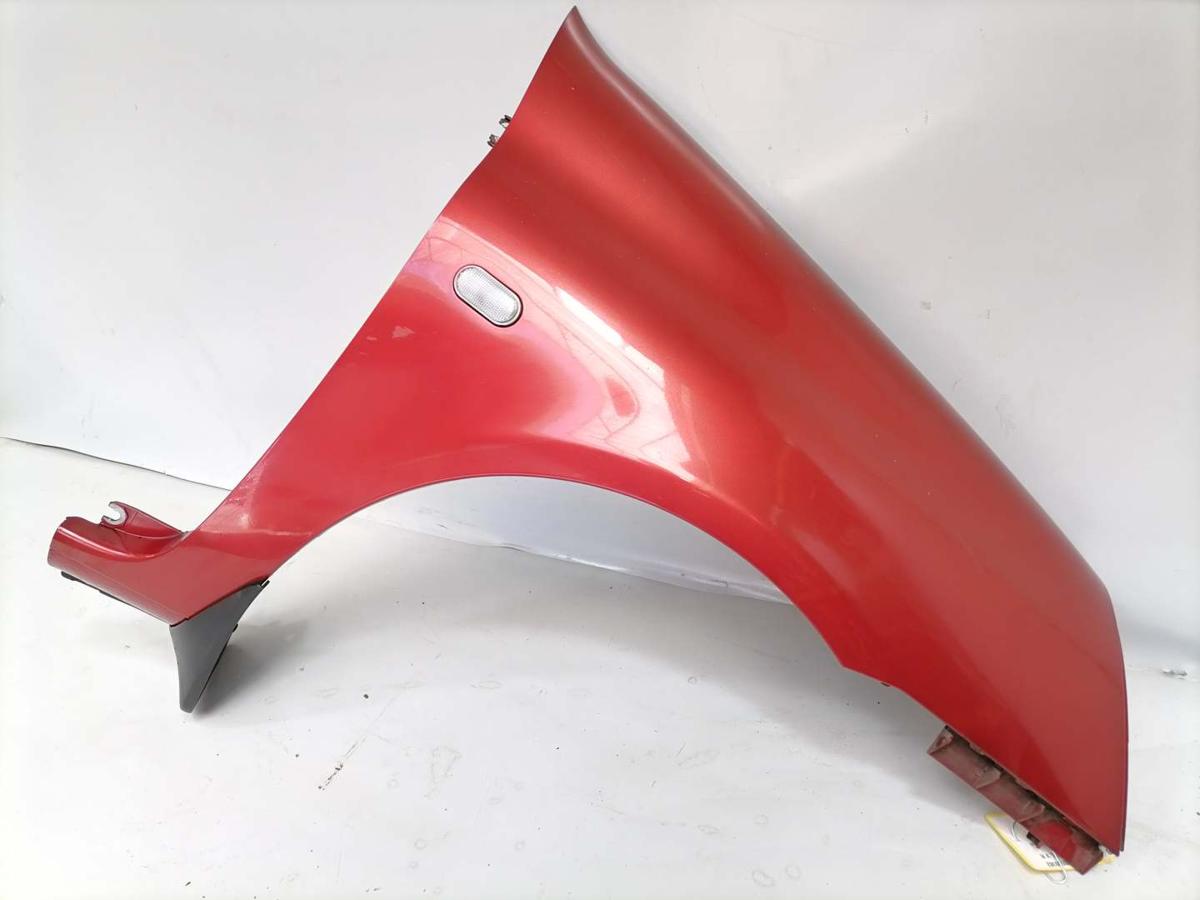 Renault Clio 2 original Kotfl&uuml;gel vorn rechts Facelift Bj.2002